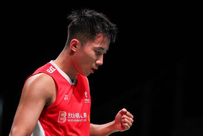 丹麦队鏖战法国队，李梓嘉统治全场