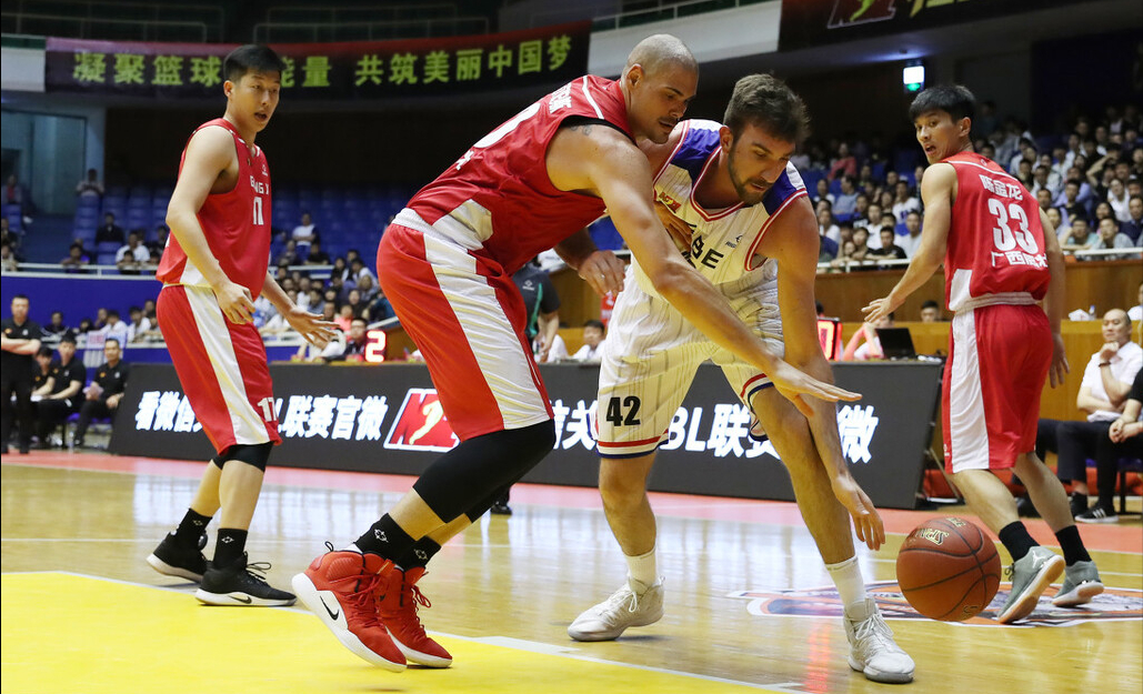 熊猫直播-篮网B队力克西班牙男篮，锡安完成帽子戏法