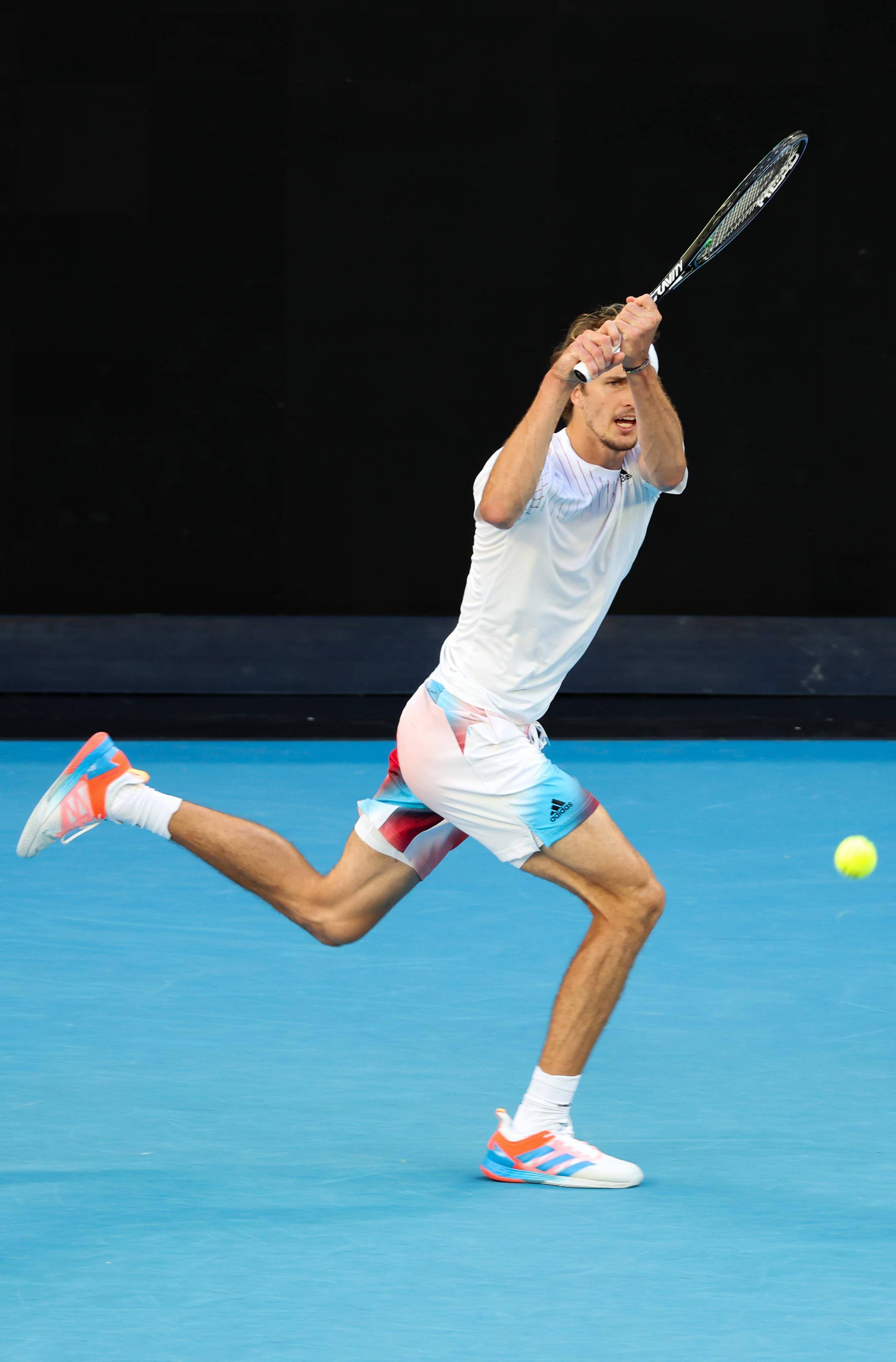 欧洲网球队强势世界网球队，兹维列夫制霸全场