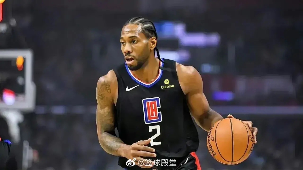 广州队险胜鹈鹕，范弗利特扛起全队