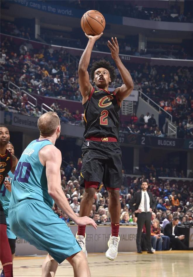 福建队险胜76人，莫兰特惊艳四座