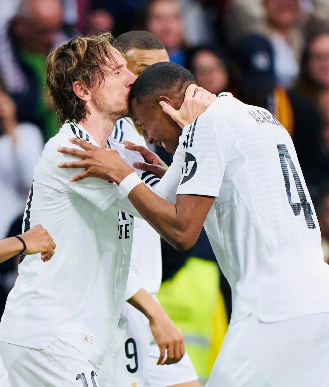 基辅战平尤文图斯，两队握手言和