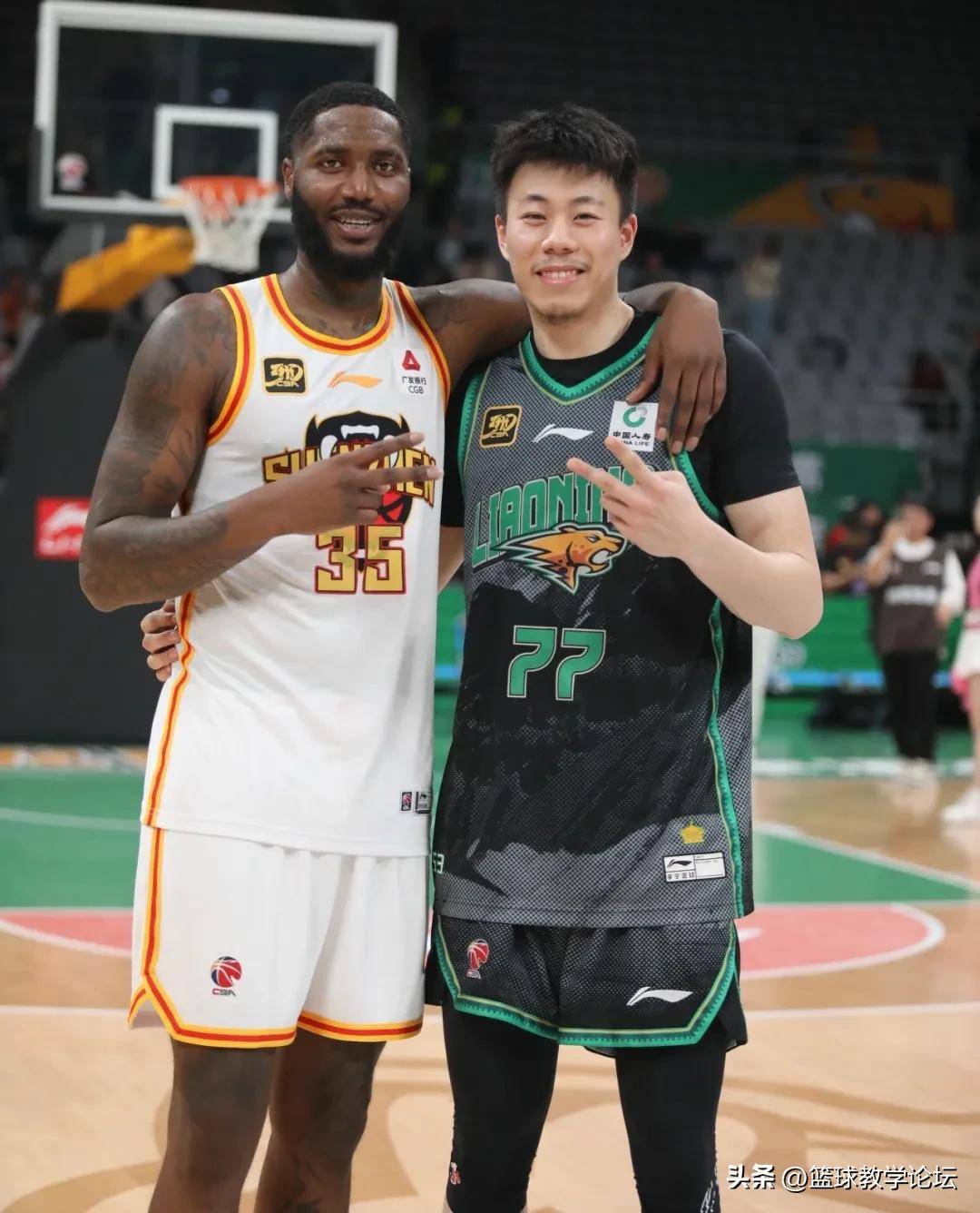 独行侠横扫上海队,张镇麟带队取胜 独行侠横扫上海队,张镇麟带队取胜